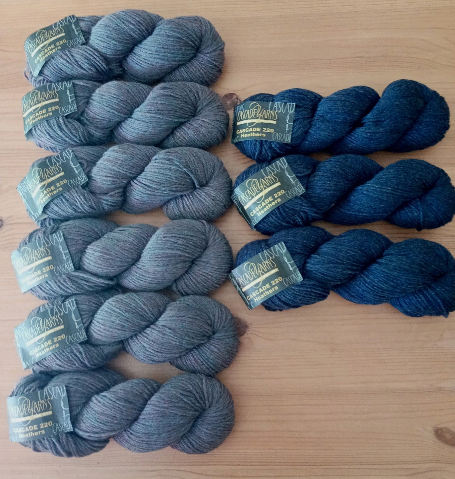 Pak van 9 bollen van 100 g Cascade Yarns wol, Ophalen