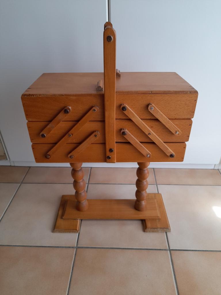 Naaidoos, Hobby en Vrije tijd, Ophalen