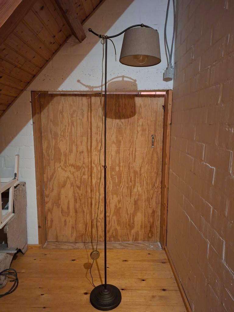 Landelijke staanlamp, Ophalen