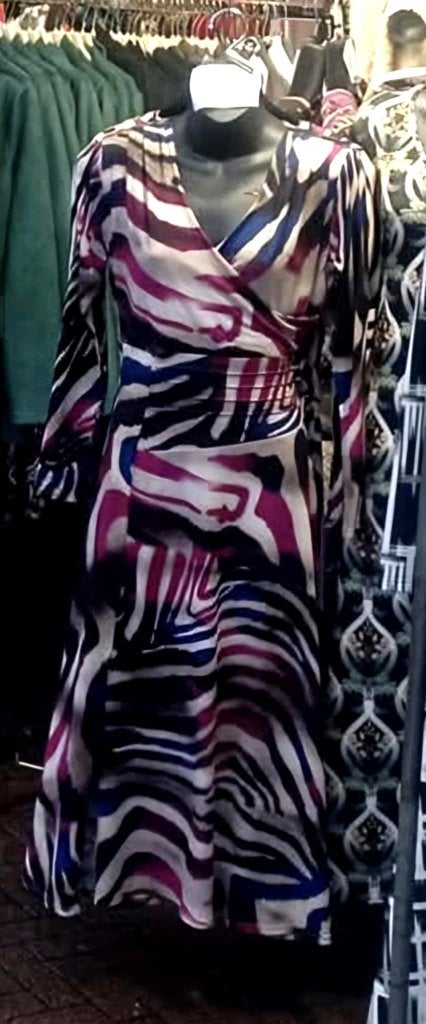 Mooie lange jurk maat large, Kleding | Dames, Ophalen of Verzenden