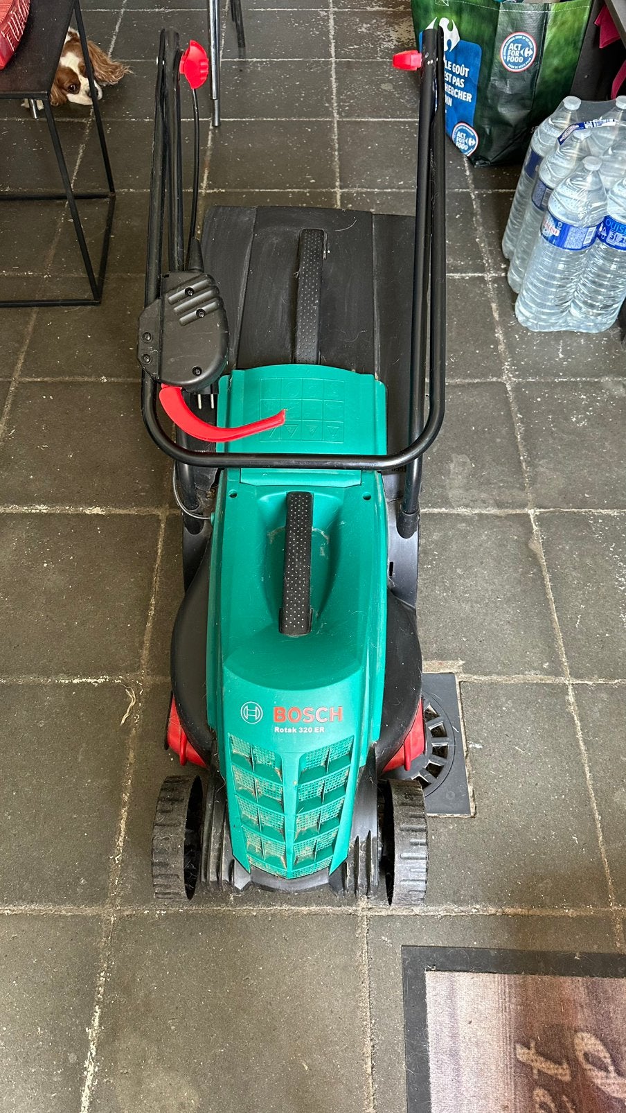 Bosch elektrische grasmaaier, Ophalen, Zo goed als nieuw, Elektrische grasmaaier