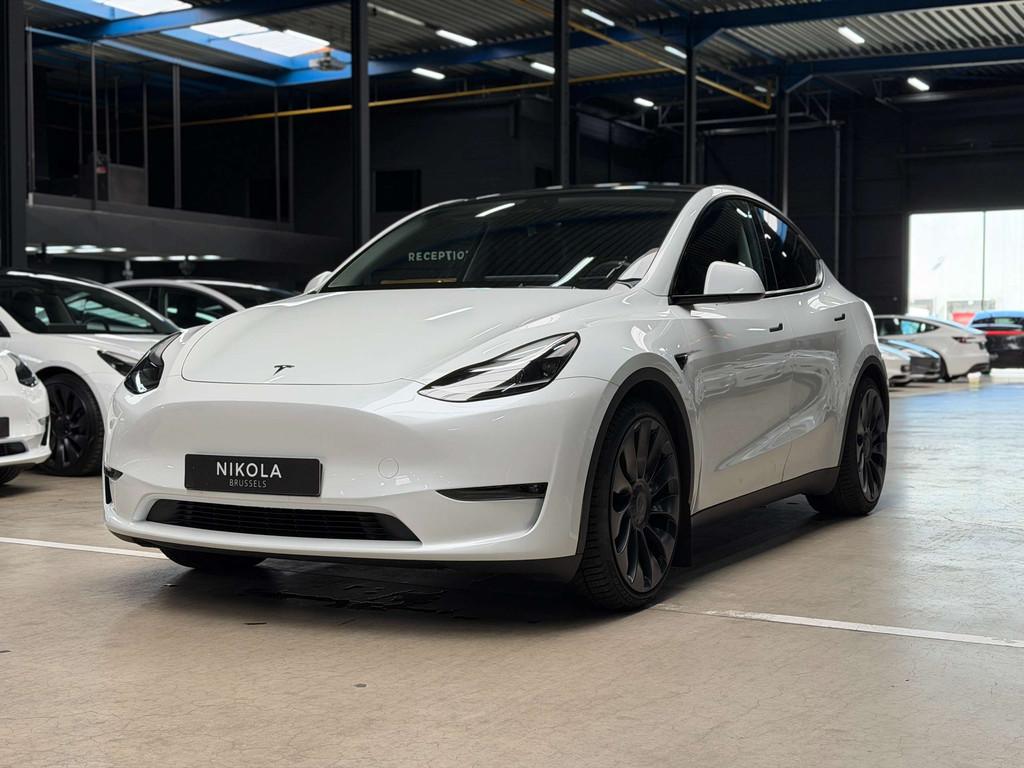 Tesla Model Y PERFORMANCE - AWD - HIGHWAY AUTOPILOT, Autos, Tesla, Phares entièrement LED, Noir, 5 portes, 5 places