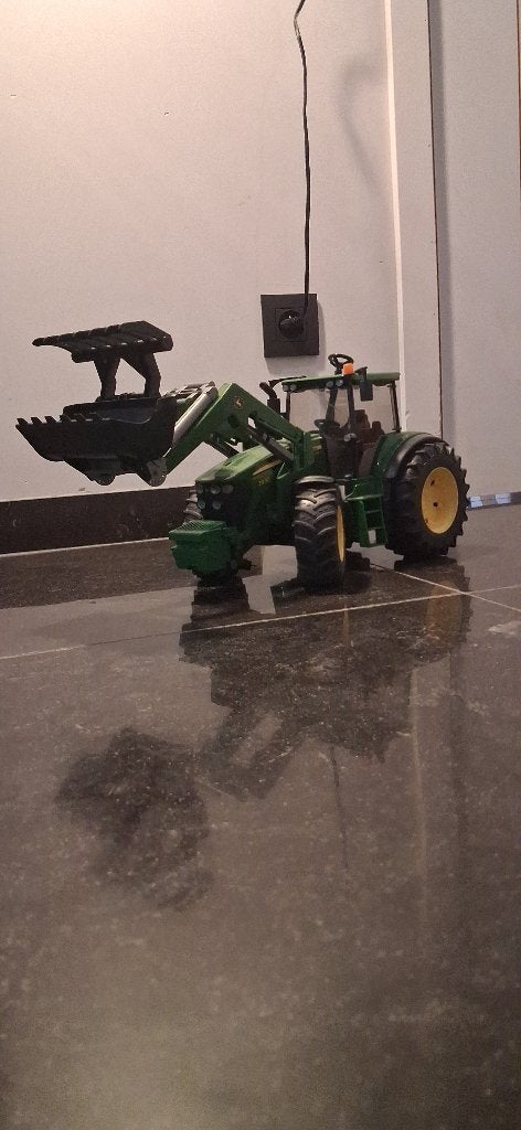 Bruder John Deere Tractor met werkende graafarm én aanhanger, Ophalen, Gebruikt, Tractor of Landbouw