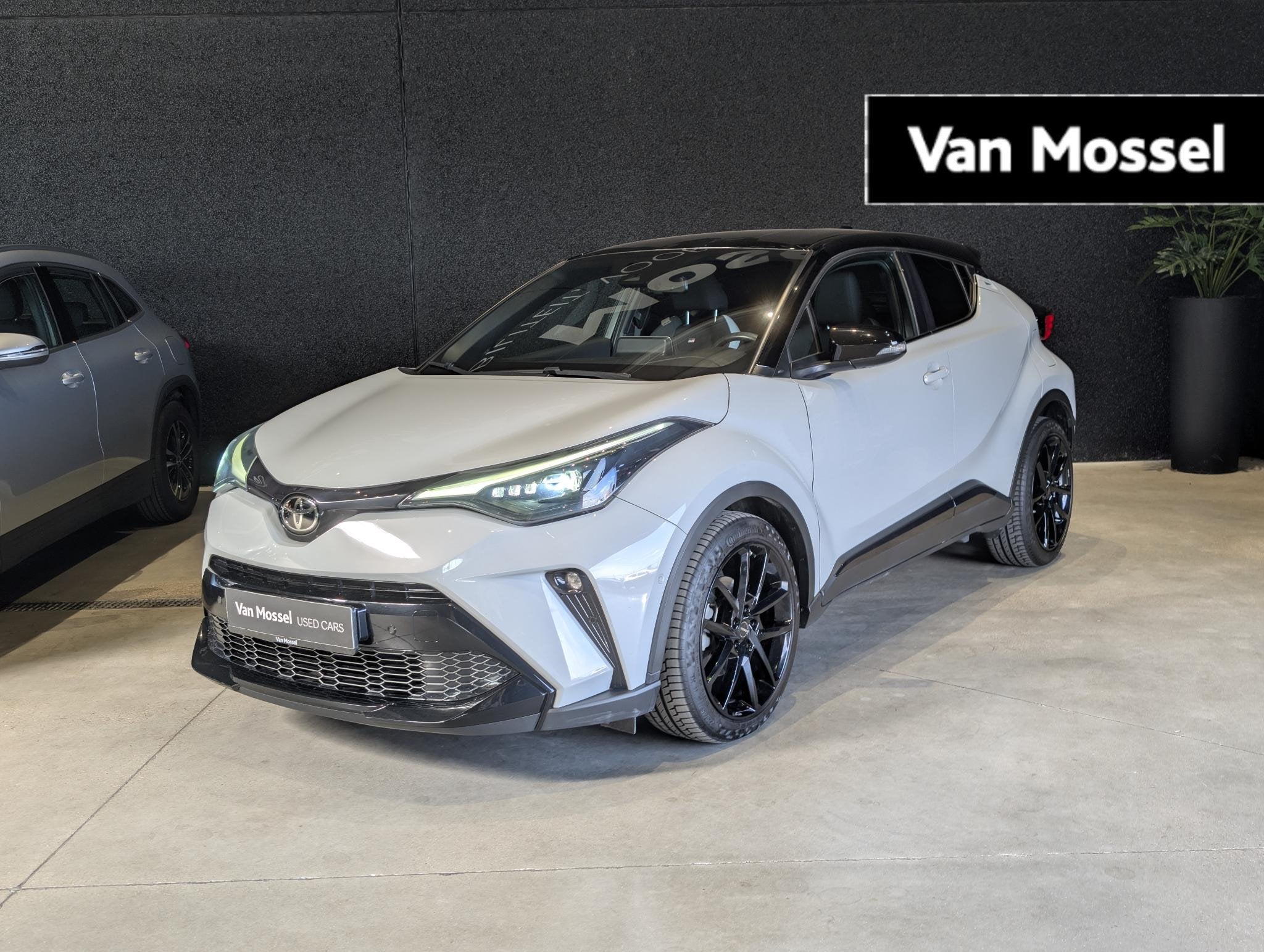 Toyota C-HR 2.0 VVT i-Hybrid GR Sport E-CVT, Auto's, Toyota, Stof, 5 zetels, 5 deurs, Hybride Elektrisch/Benzine