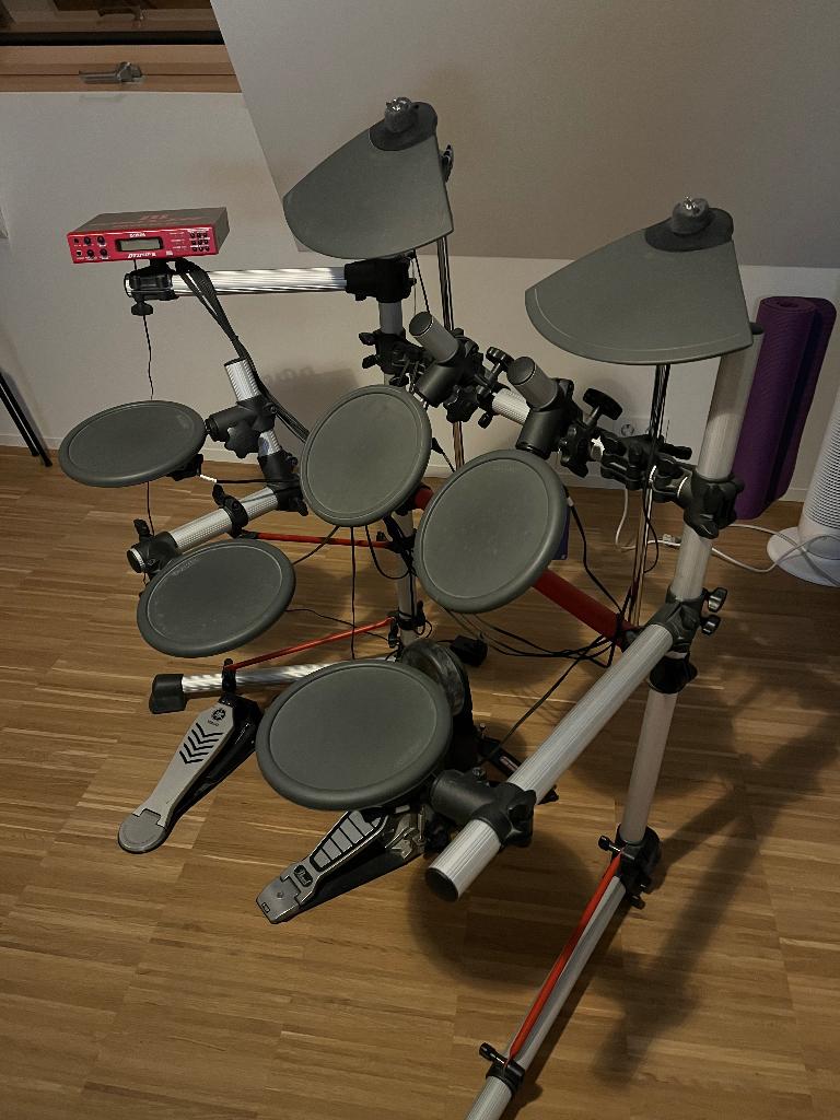 Elektronische drumkit Yamaha DTXpress III, Muziek en Instrumenten, Drumstellen en Slagwerk, Ophalen, Gebruikt, Yamaha, Elektronisch