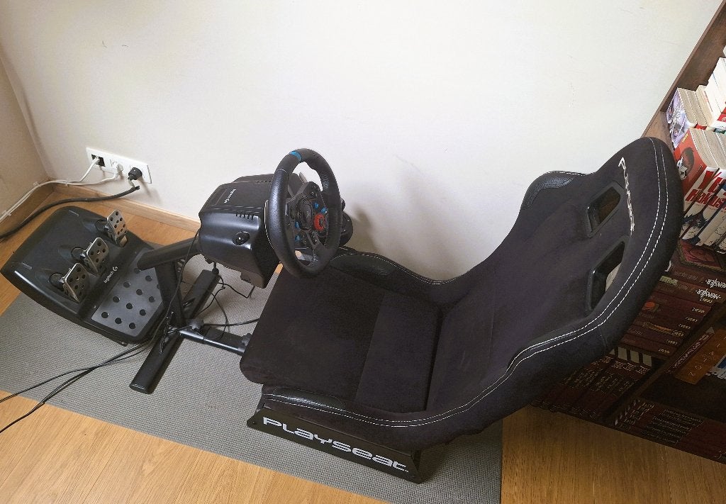 PLAYSEAT EVOLUTION + Logitech G29, Ophalen, Racestuur, Gebruikt, Force feedback