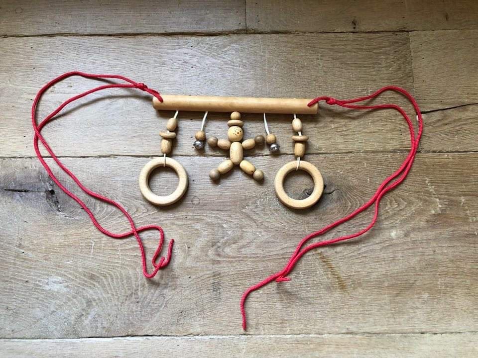 Houten mobiel, Ophalen, Zo goed als nieuw, Mobiel, Met geluid