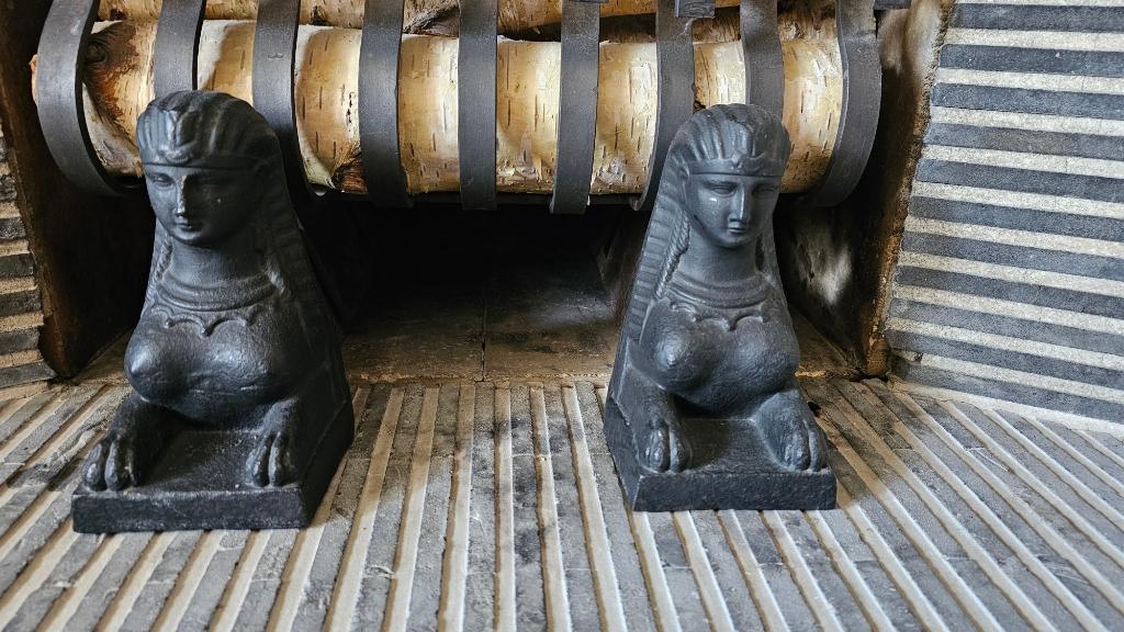 Antieke Gietijzenren haardbokken met smeedijzeren rooster, Ophalen, Overige materialen