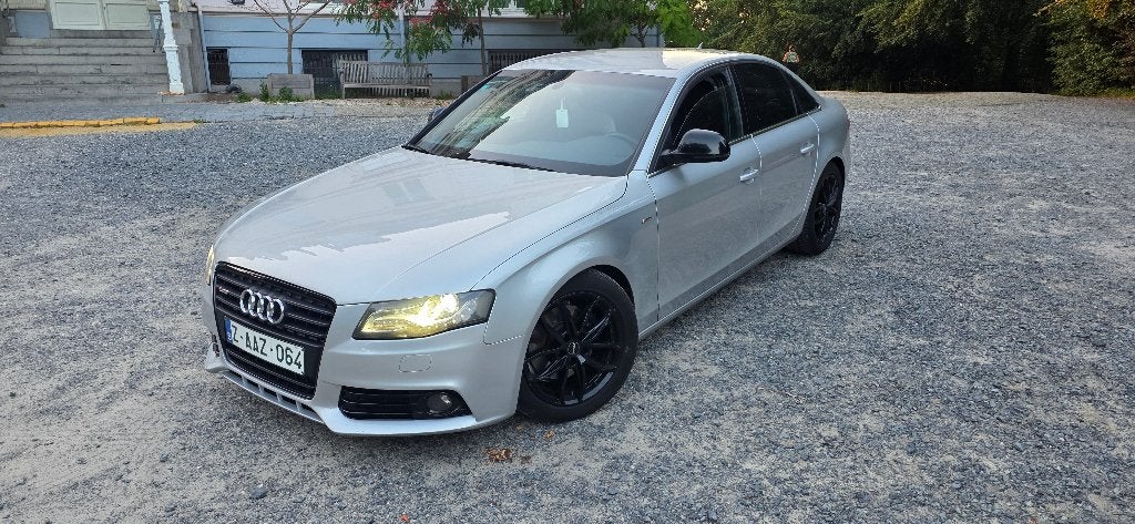 Audi a4 2.0TDI 2009 283500KM, Auto's, Audi, 100 kW, 4 deurs, Achterwielaandrijving, Zwart