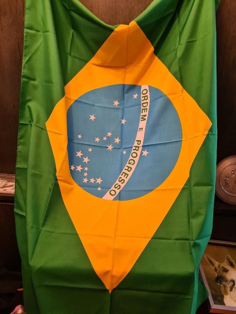 Drapeaux, Enlèvement ou Envoi, Neuf