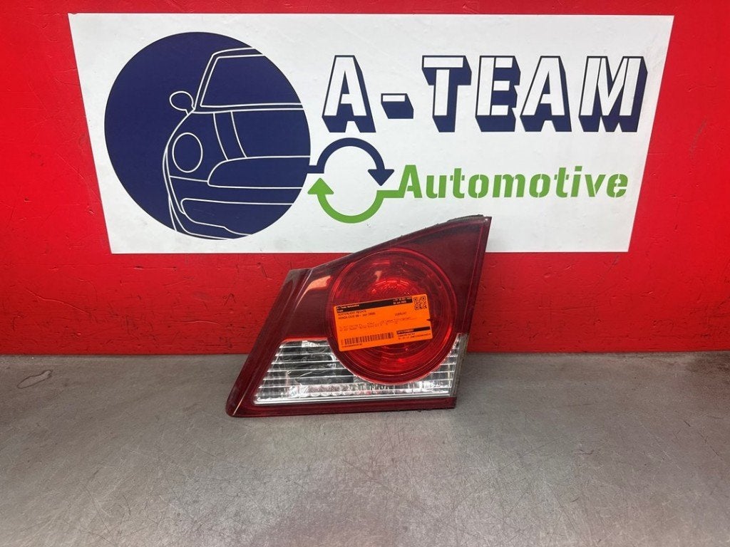 FEU ARRIÈRE DROIT Honda Civic (FA / FD) (01-2005/02-2012), Hanauer Landstraße  222-224
60314  Frankfurt am Main, DE, Honda, Utilisé