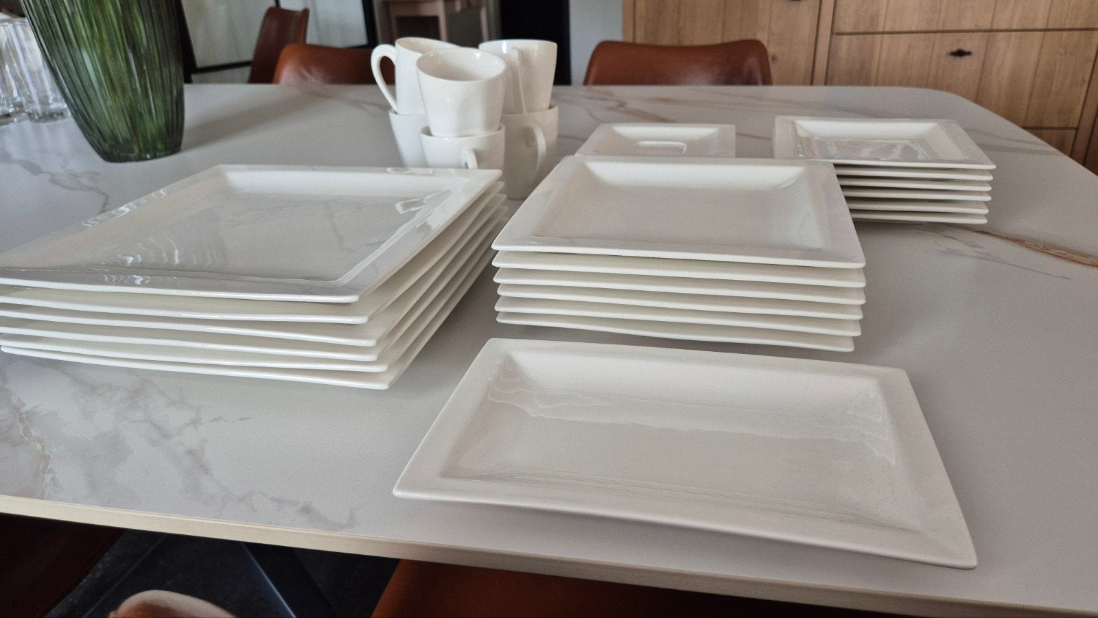 31 delig servies vierkant, Ophalen, Bord(en)