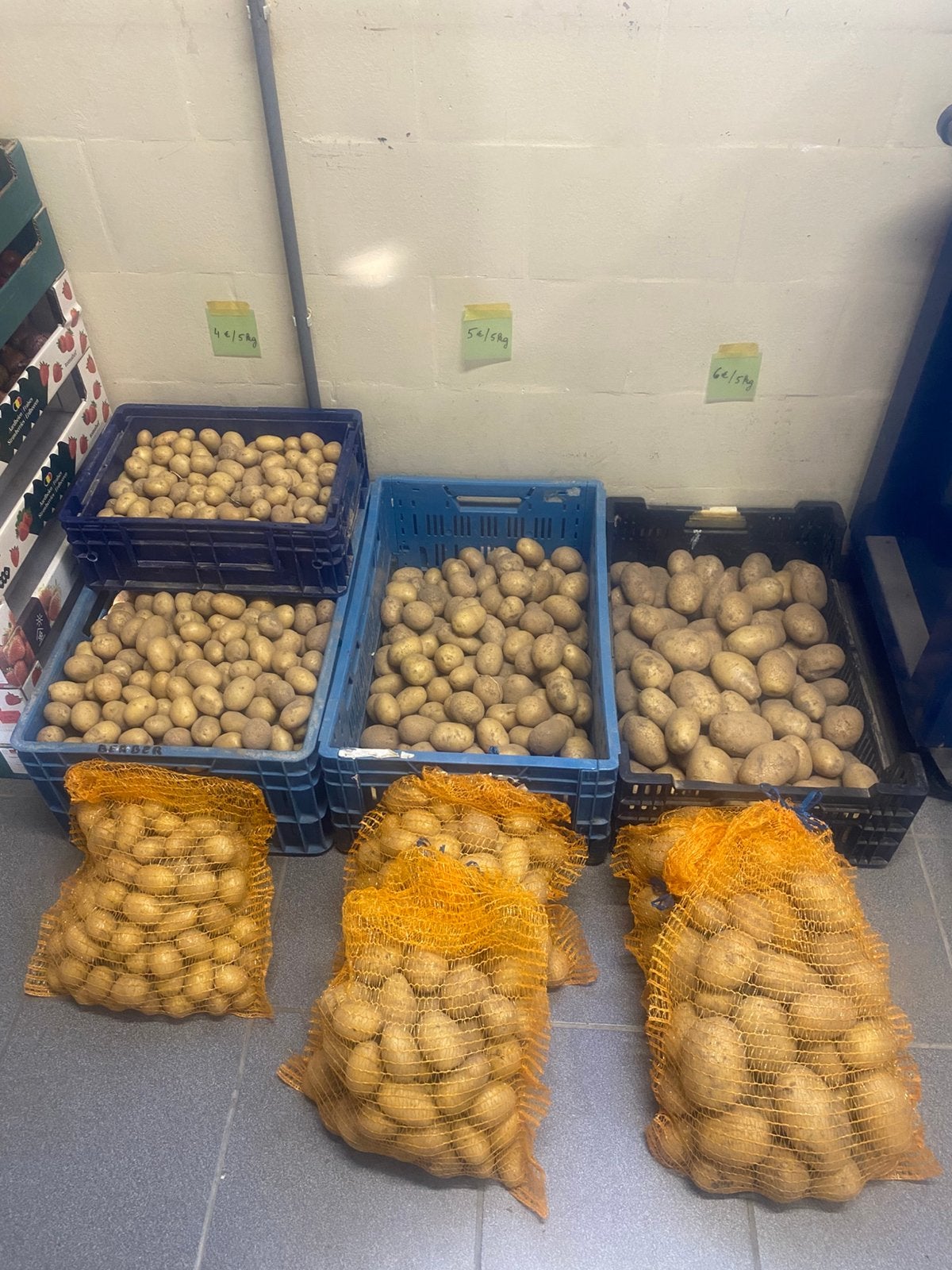 Aardappelen te koop, Ophalen