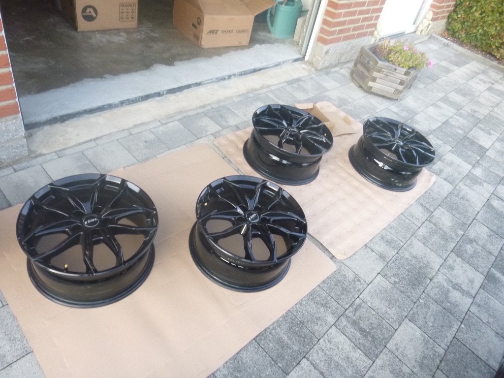 jantes en aliage RIAL BLACK 17' (pour PEUGEOT ou autres ), 215 mm, 4 Saisons, Véhicule de tourisme, 17 pouces