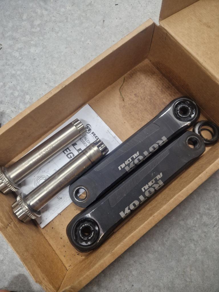 Rotor aldhu cranks 172,5 en axle road en gravel., Ophalen