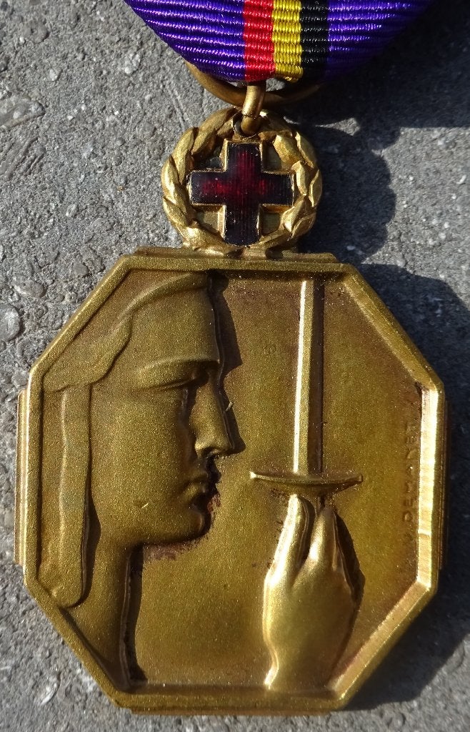 MED.DE BRONZE - RECONNAISSANCE NATIONALE 40/45 + CROIX ROUGE, Envoi, Armée de terre, Ruban, Médaille ou Ailes