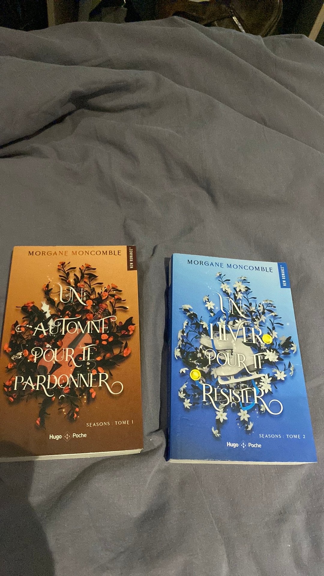 Lot 2 livres Seasons – Morgane Moncomble – Tomes 1 & 2, Boeken, Ophalen of Verzenden, Gelezen, België