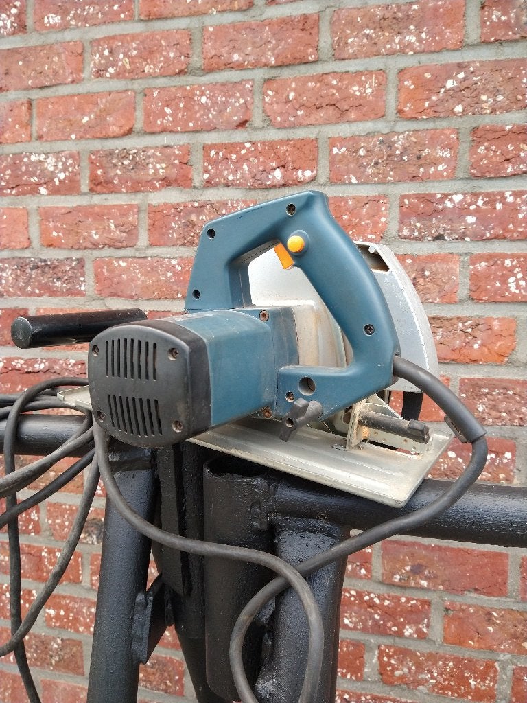 Scie circulaire AEG, Bricolage & Construction, AEG, 1200 watts ou plus, Enlèvement, Utilisé