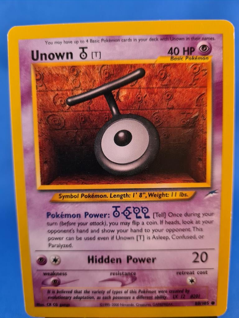 Unown [T] 88/105 - Neo Destiny, Hobby en Vrije tijd, Verzamelkaartspellen | Pokémon, Verzenden, Gebruikt