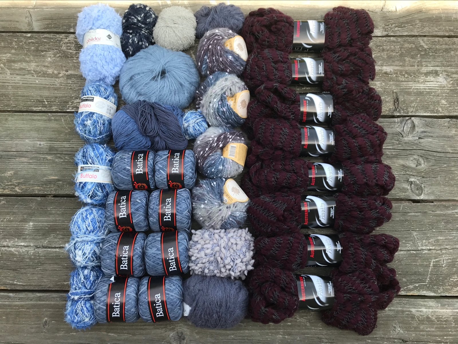 Breiwol Aubergine & Grijsblauw (30 bollen) alles voor 12,50€, Hobby & Loisirs créatifs, Tricot & Crochet, Enlèvement ou Envoi