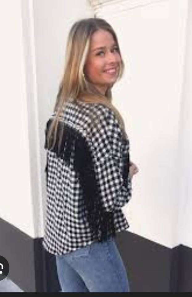 Geruite overhemdjas met studs en franjes, M (oversized), Kleding | Dames, Jassen | Zomer, Ophalen of Verzenden, Zo goed als nieuw