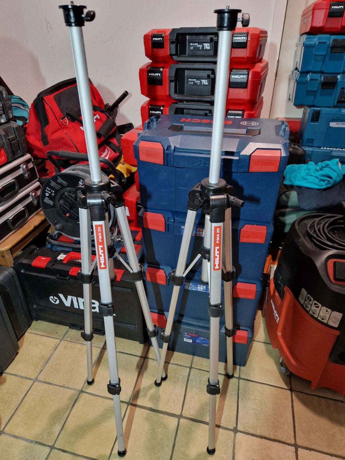 Statief voor al onze lijnlasers

Voor gebruik met: P, Ophalen, Driepoot