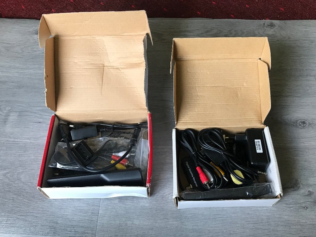 Récepteurs satellites sar (SR-1515 HD DRIME) wifi, 2 pièces., Audio, Tv en Foto, Schotelantennes, Verzenden, Zo goed als nieuw