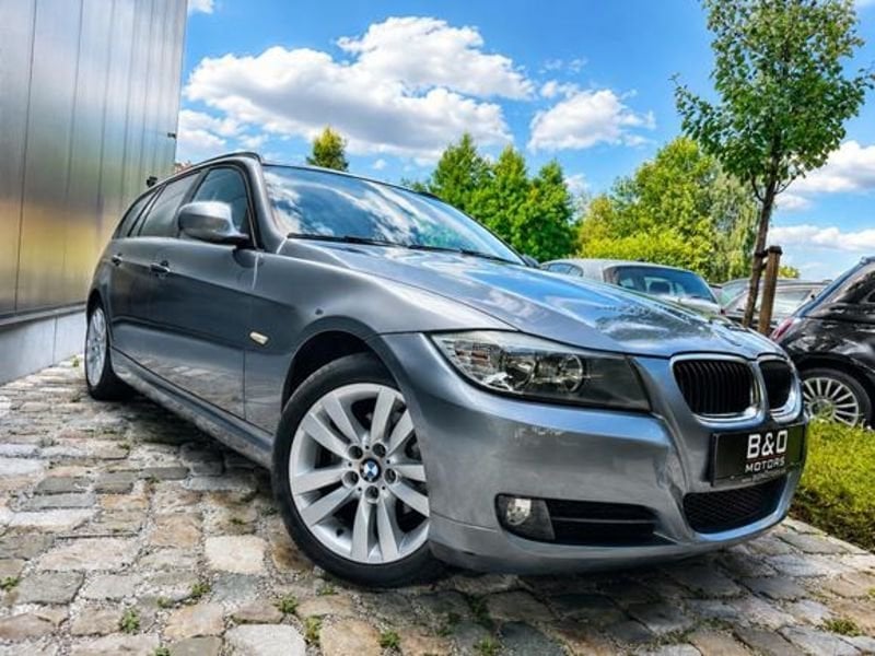 BMW Série 3 318i E91 Touring / Multif. stuur / airco / ..., Achterwielaandrijving, 4 cilinders, Alcantara, https://public.car-pass.be/vhr/a42c3207-1de8-450e-8390-d67e787e2839