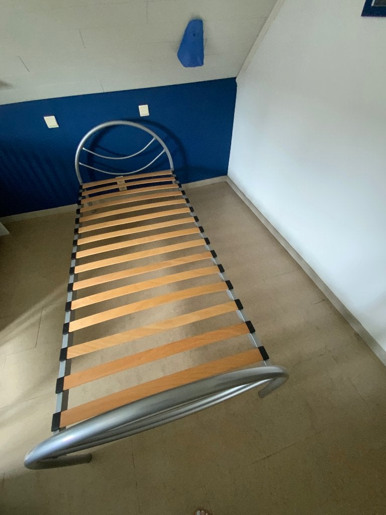 Bed, Huis en Inrichting, Slaapkamer | Bedden, Ophalen, Eenpersoons, 200 cm, Metaal