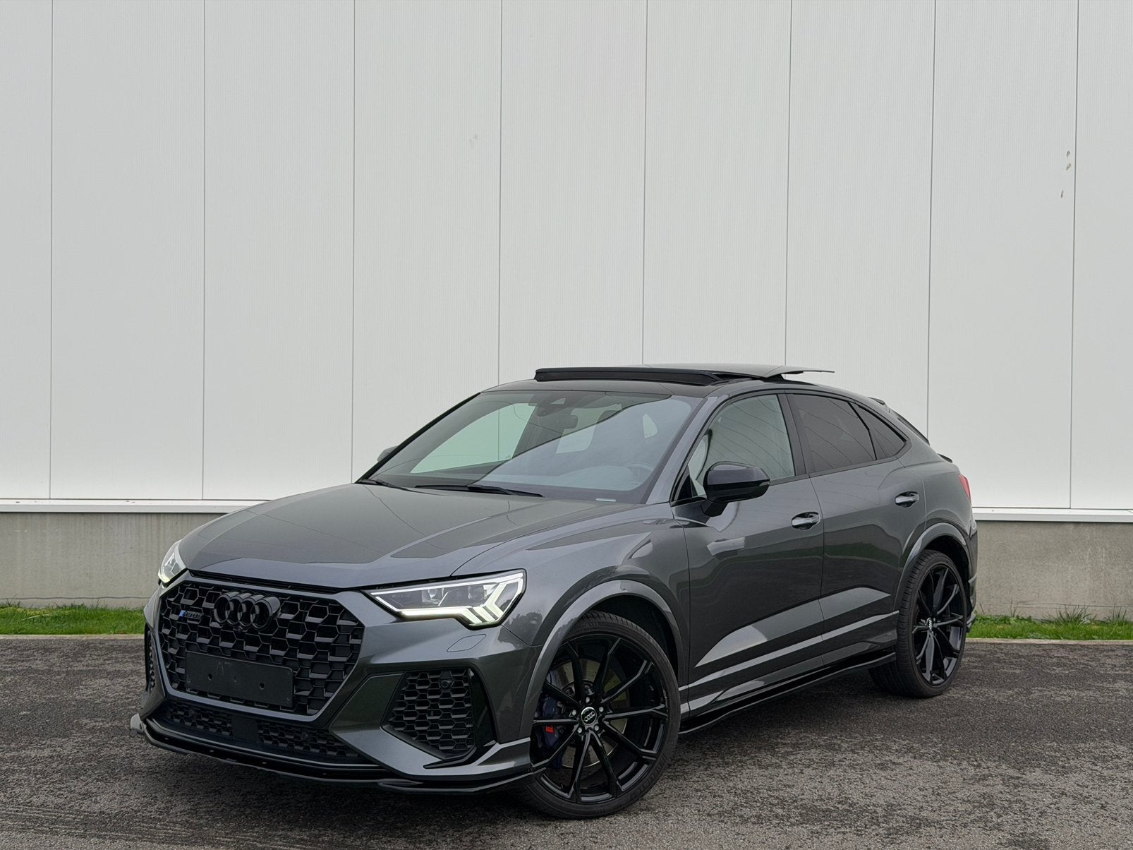 Audi RSQ3 - Maxton - 2020 - Full Opties - Panorama, Automaat, Euro 6, https://public.car-pass.be/vhr/19de39e3-b415-466f-b2b8-63b999751efa