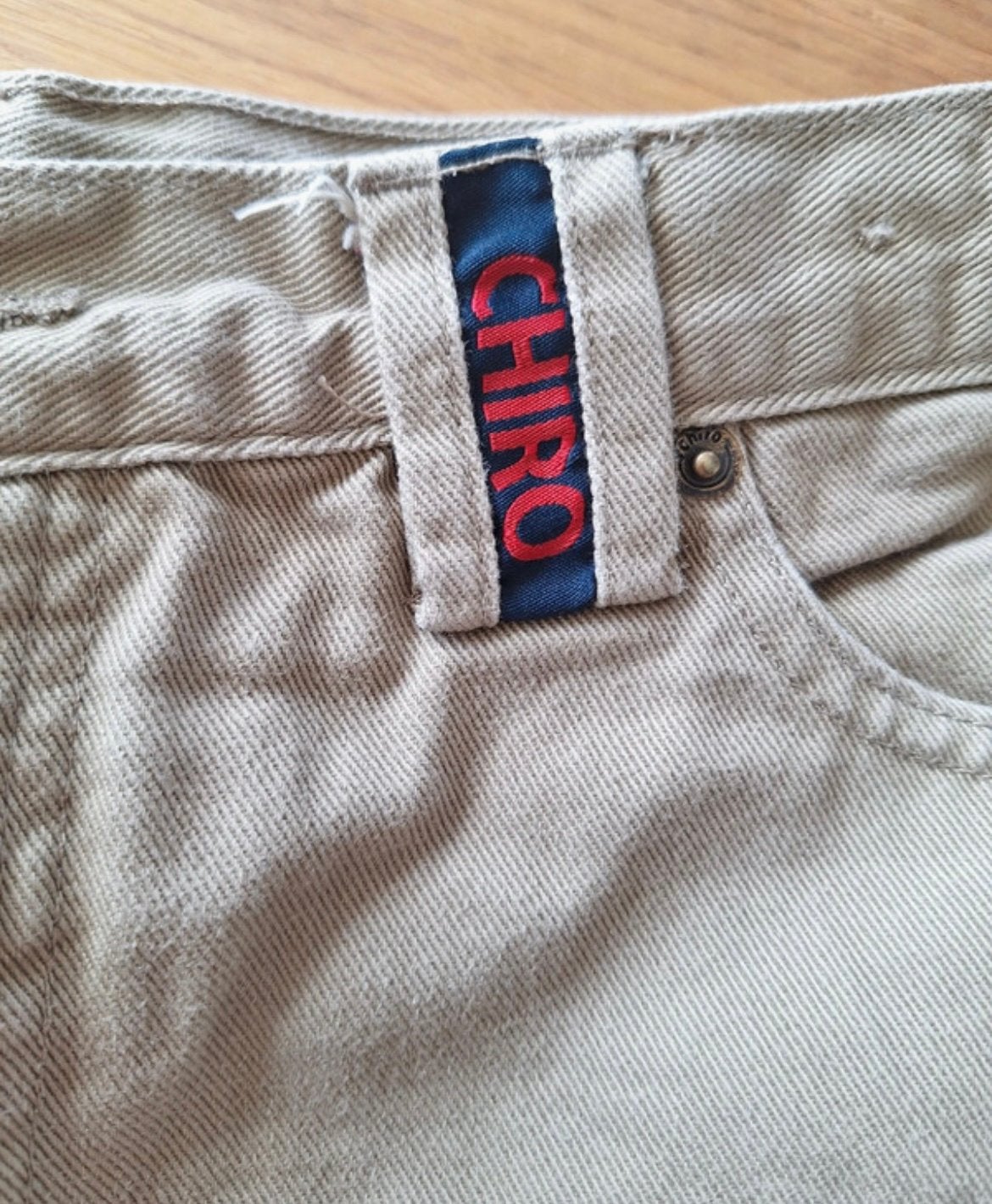 Chiro short maat 36 of medium, Kleding | Heren, Ophalen of Verzenden, Zo goed als nieuw, Maat 48/50 (M), Beige