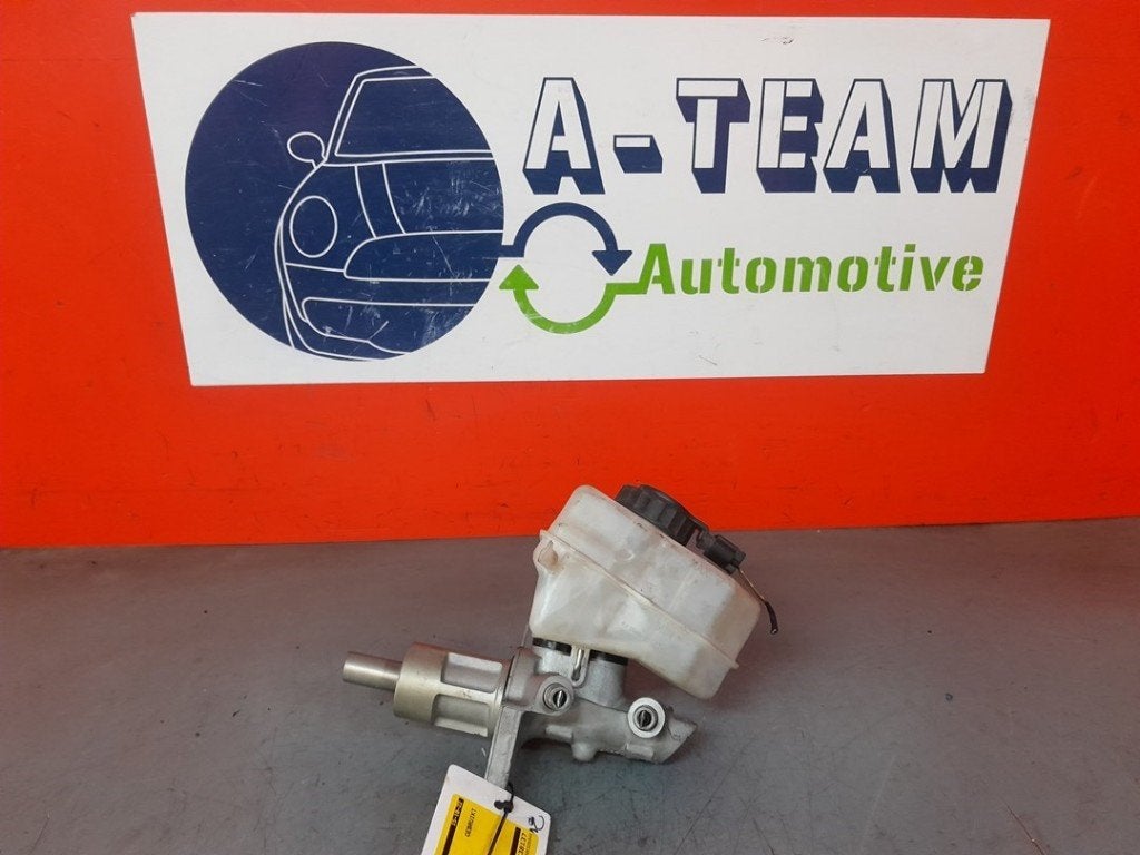 MAITRE CYLINDRE DE FREIN BMW 1 serie (E87 / 87N), Utilisé, BMW, Petuelring 130
80809  München, DE, Bayerische Motoren Werke AG