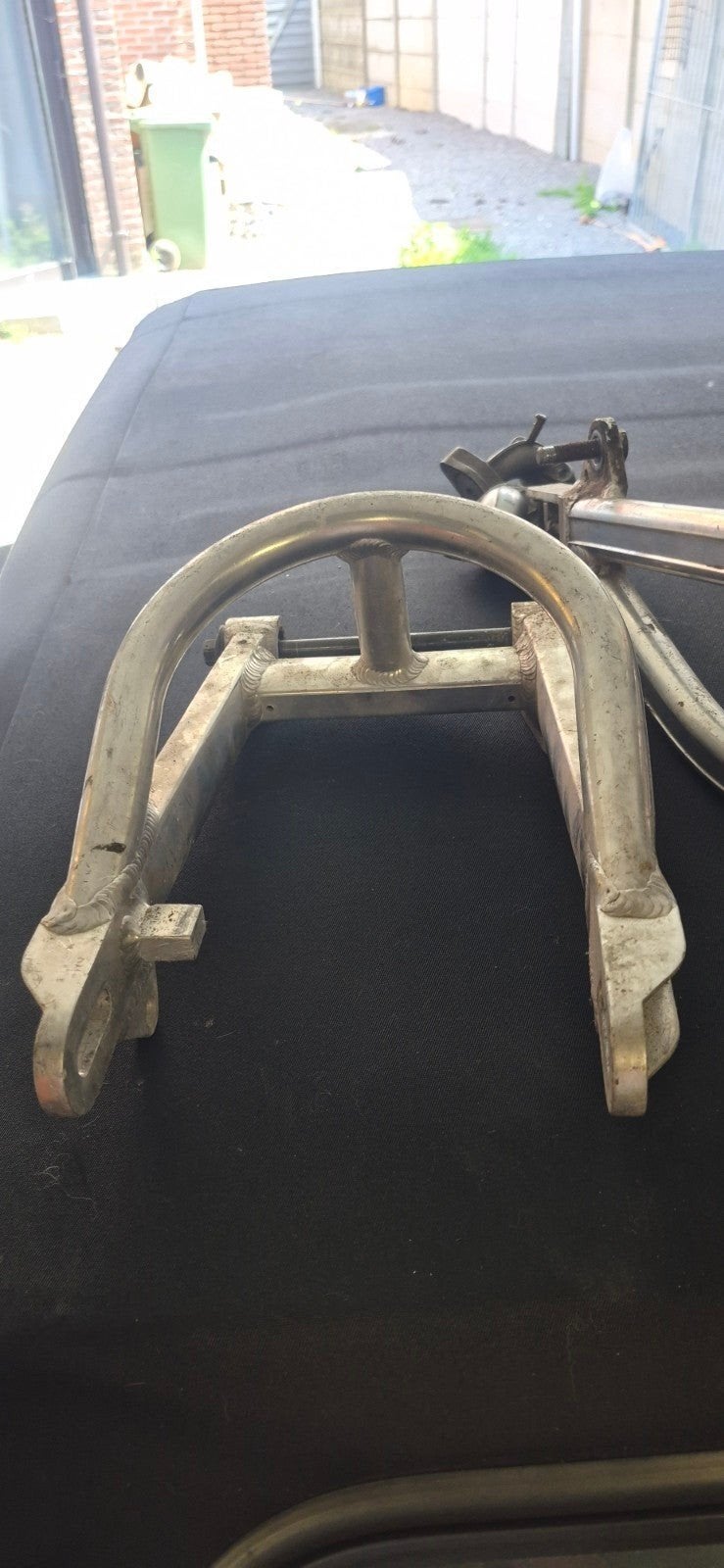 Bras oscillant Honda Monkey, Enlèvement, [Honda]