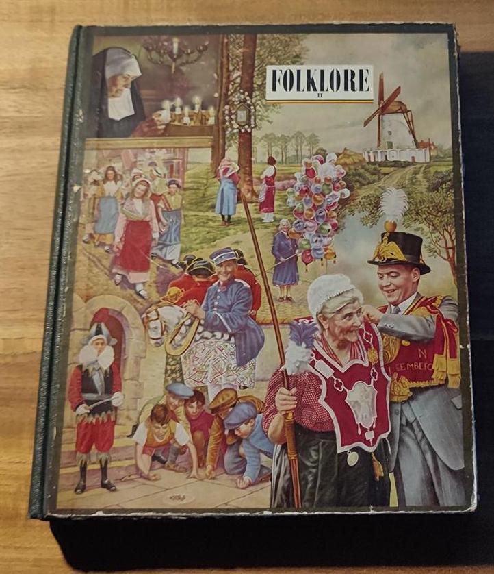 Boek : Belgische folklore II Met inplakkaarten, Boeken, Ophalen of Verzenden, Gelezen
