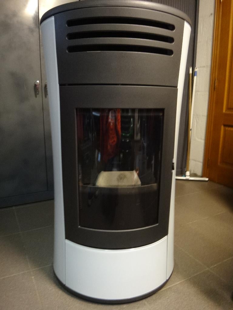 Poêle à pellets Edilkamin 11KW, Autres carburants, Comme neuf, Enlèvement, Poêle à granulés