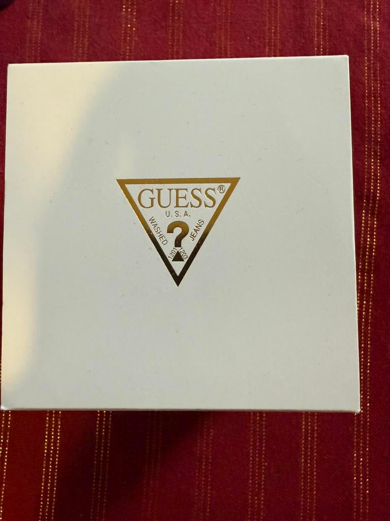 Guess horloge, Enlèvement, Comme neuf