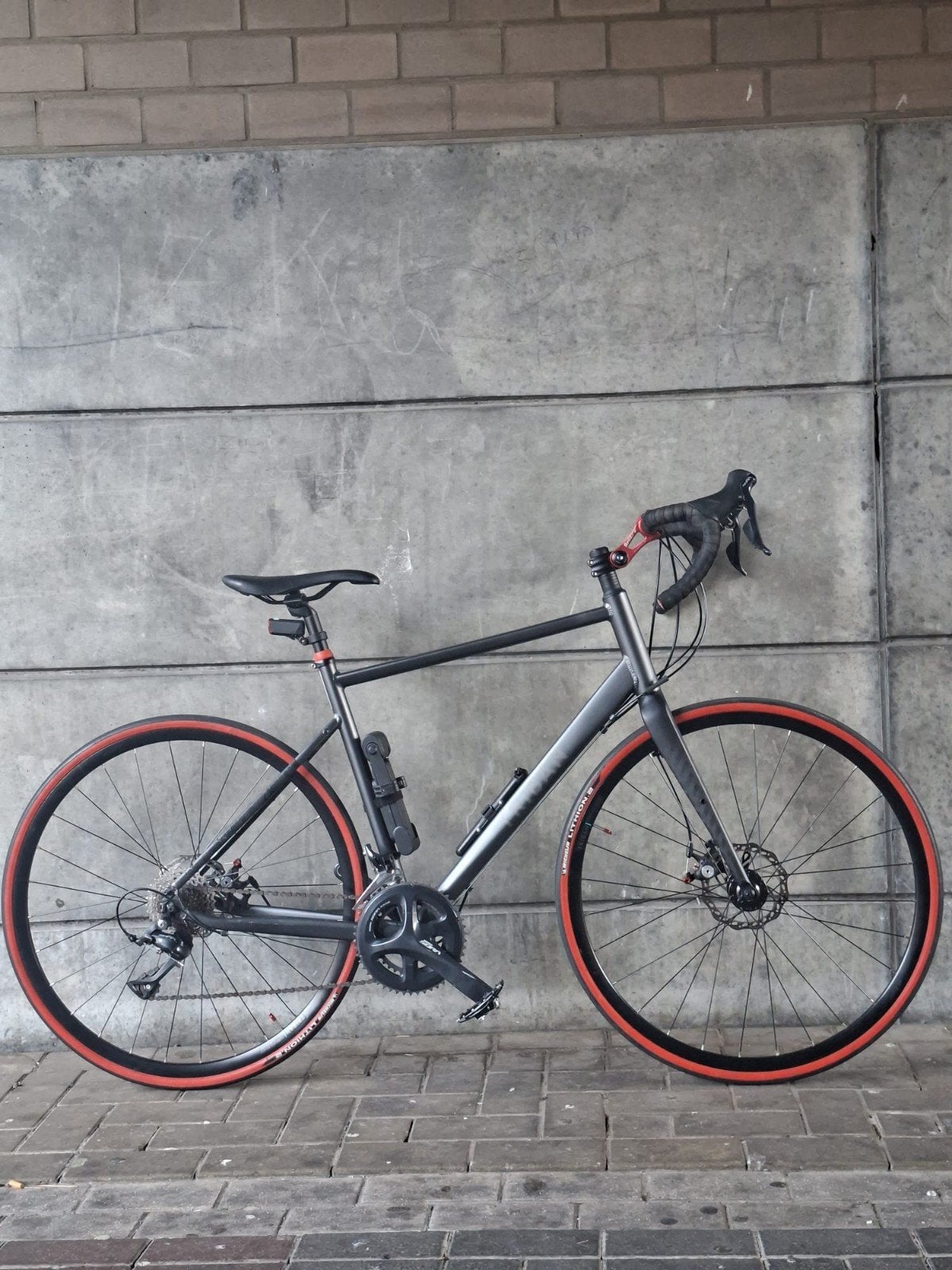 TRIBAN koersfiets frame 45cm nieuwe staat, Vélos & Vélomoteurs, Enlèvement