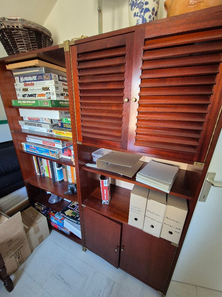 Kamerhoge boekenkasten donker fineer - moet weg, Huis en Inrichting, Kasten | Boekenkasten, Gebruikt, Met deur(en), Met plank(en)