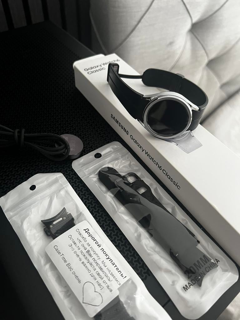 Samsung Galaxy Watch6 Classic met Extra Accessoires, Handtassen en Accessoires, Smartwatches, Ophalen, Zo goed als nieuw, Android