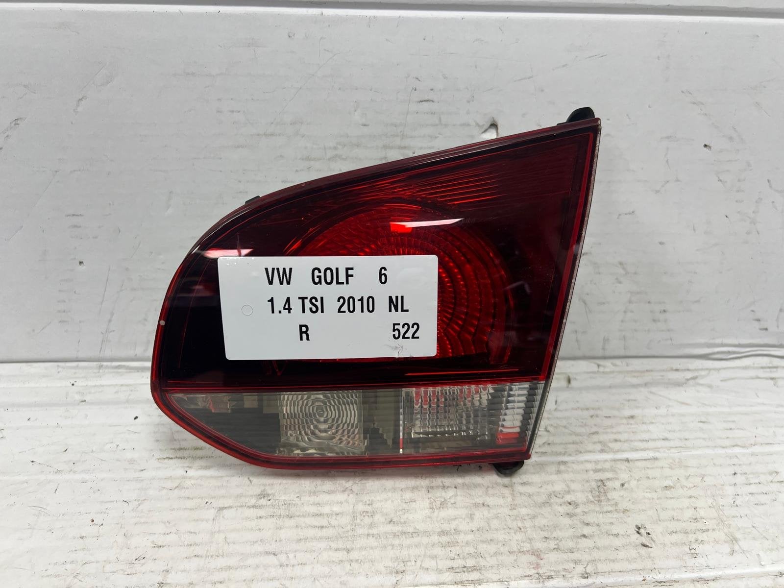 Feu arri re droit Volkswagen Golf VI (2008 - 2013), Volkswagen, Volkswagen AG, Vw@volkswagen.de, Utilisé