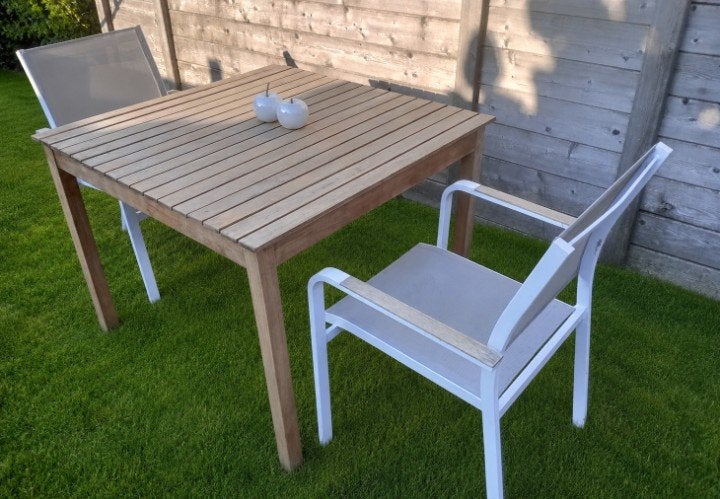 Compacte Teak Tuintafel (90x94) + 2 Witte Aluminium Stoelen, Ophalen, Aluminium, Tuinset