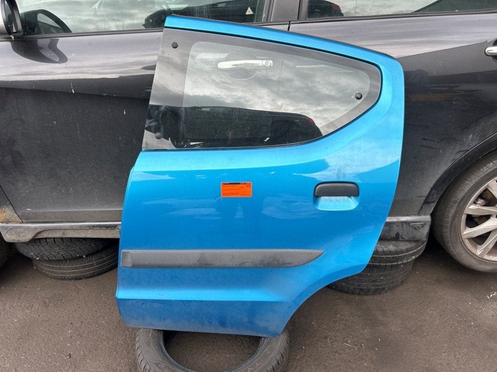 PORTE GAUCHE ARRIÈRE Suzuki Alto (01-2009/-), Autos : Pièces & Accessoires, Suzuki-Allee 7
64625  Bensheim, DE, Arrière, Suzuki Deutschland GmbH