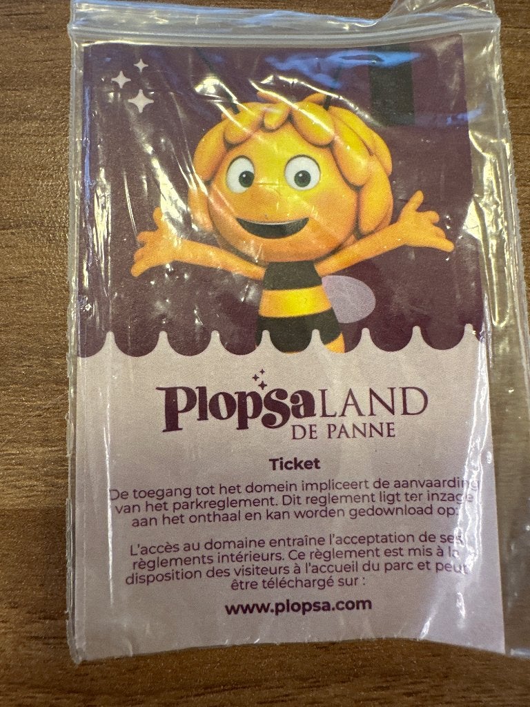 Familieticket 4 p Plopsaland geldig tot 25 augustus 2026, Tickets en Kaartjes, Drie personen of meer, Ticket of Toegangskaart