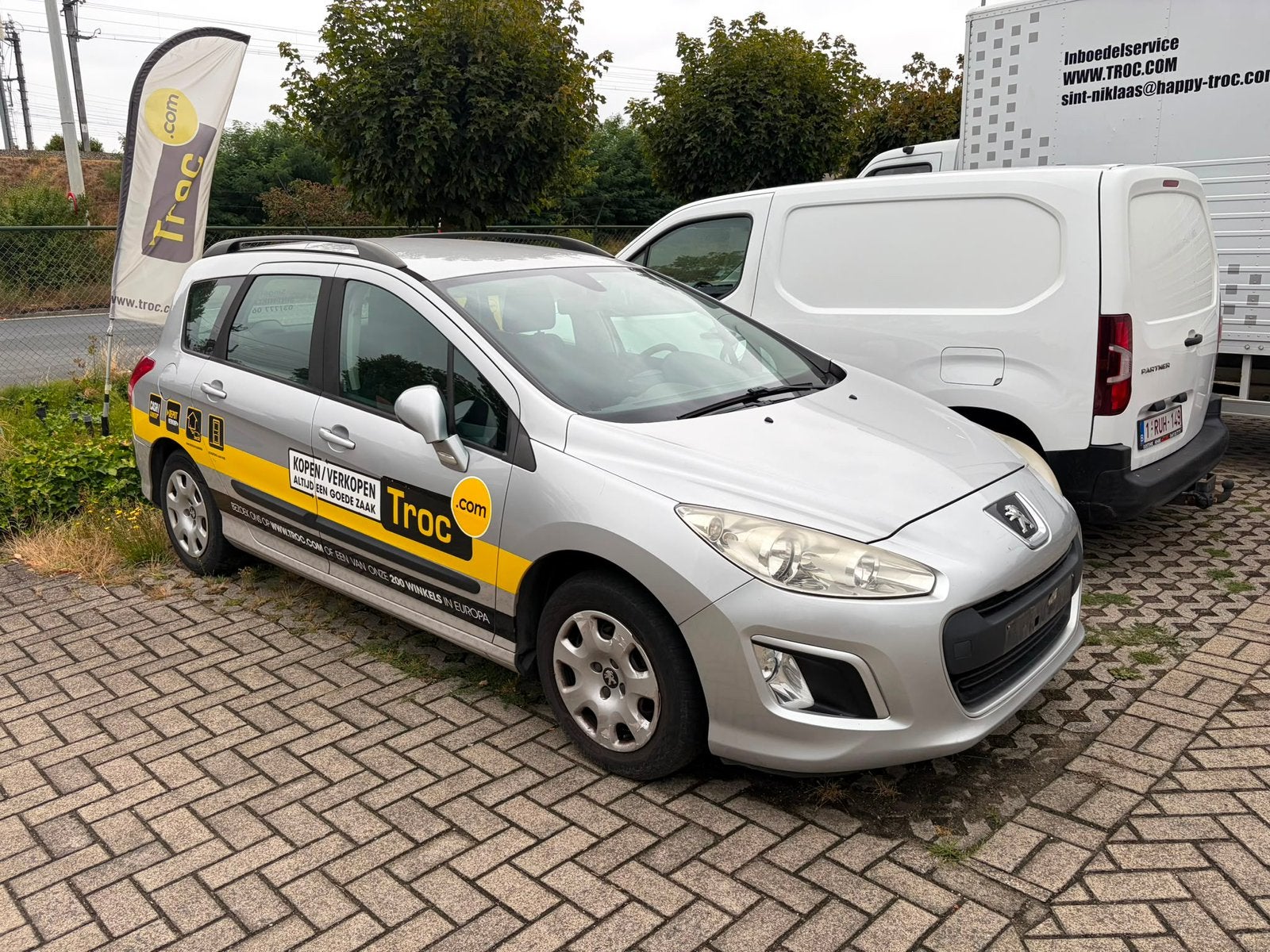 Peugeot 308 Sw 1.6 HDi/2013/Euro5/Climatisation/Lift/ 2250€, Autos, Achat, Entreprise, Boîte manuelle, Noir