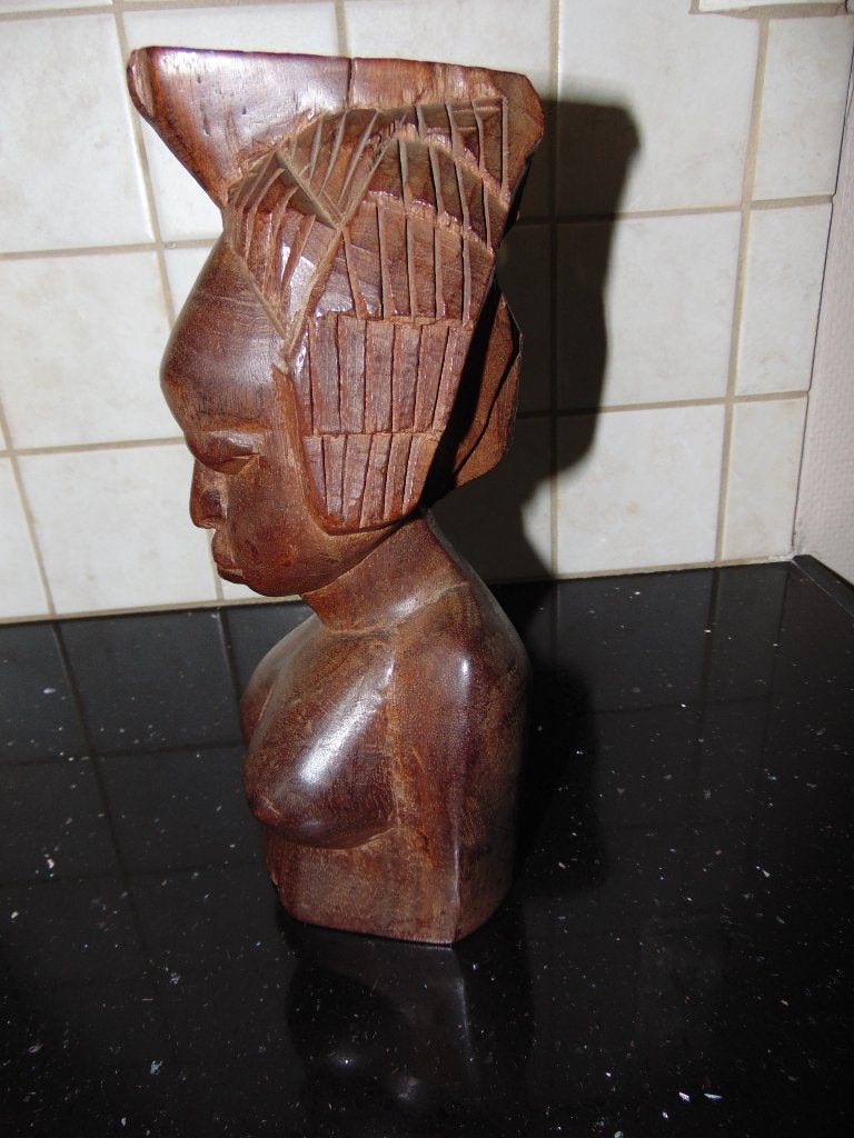 Sculptuur vrouwenhoofd uit Afrika, Antiek en Kunst, Kunst | Beelden en Houtsnijwerken, Houtsnijwerk, Ophalen of Verzenden, Handgemaakt
