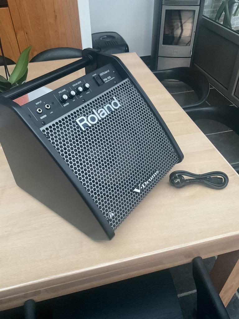 Roland pm100 versterker, Musique & Instruments, Amplis | Basse & Guitare, Enlèvement, Comme neuf