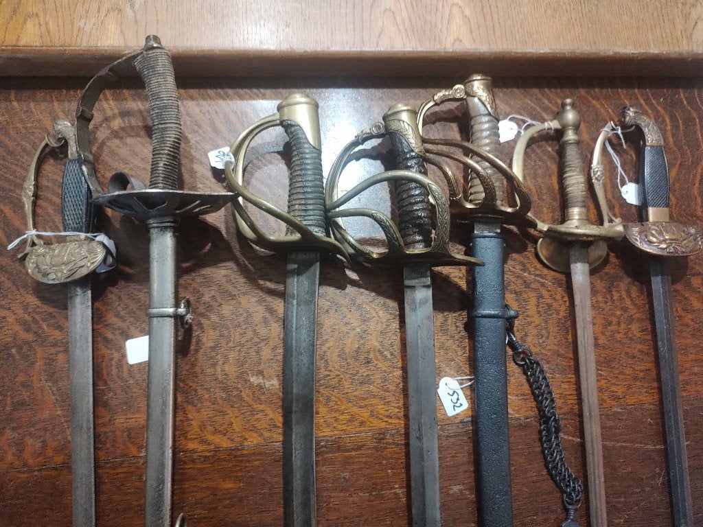 Lot sabels , epees , etc , 7 stuks, Collections, Envoi
