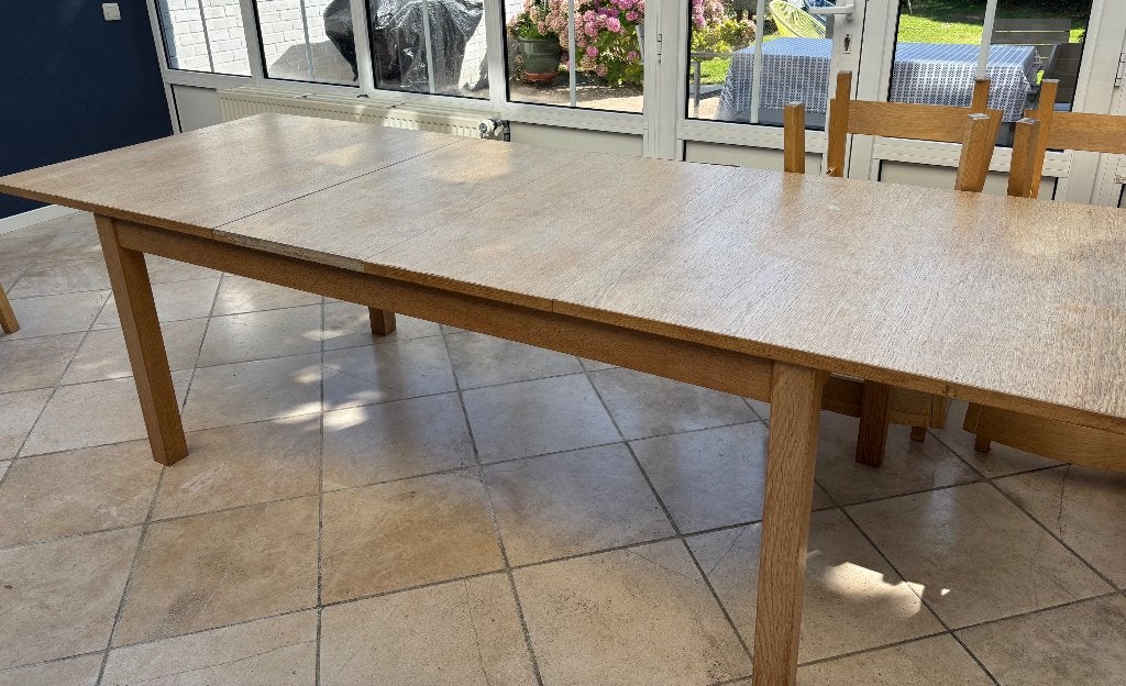 Table à manger + 8 chaises, Maison & Meubles, Tables | Tables à manger, Enlèvement, Utilisé, 50 à 100 cm, Chêne