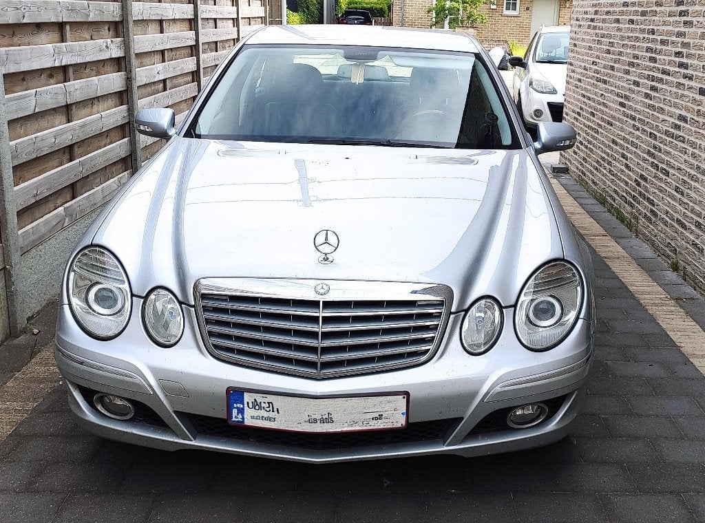 Mercedes E200 CDI (2008), Auto's, Mercedes-Benz, 4 deurs, Achterwielaandrijving, Zwart, 4 cilinders