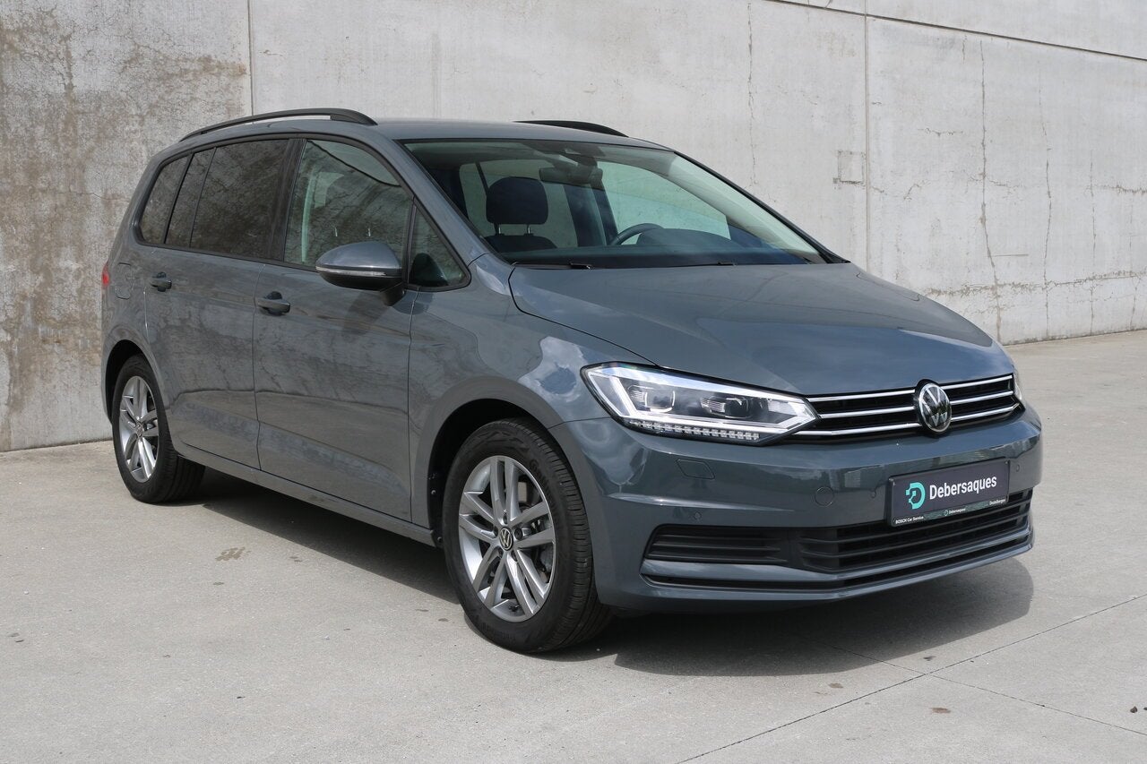 Volkswagen Touran 1.5 TSI DSG / 7ZIT / APP / PSENS +CAM, Monovolume, 1498 cc, Zwart, 4 cilinders